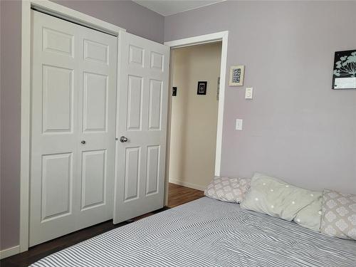 83 Beckville Beach Drive, Alonsa, MB - Indoor Photo Showing Bedroom