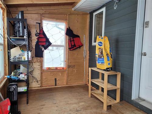 83 Beckville Beach Drive, Alonsa, MB - Indoor Photo Showing Other Room