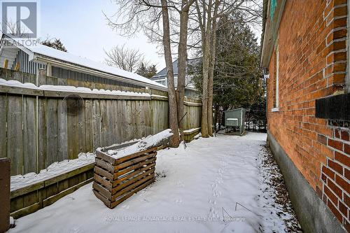 42 William Street W, Smiths Falls, ON - Outdoor