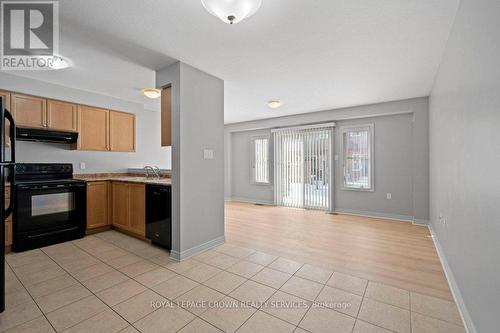 38 - 535 Margaret Street, Cambridge, ON - Indoor Photo Showing Kitchen