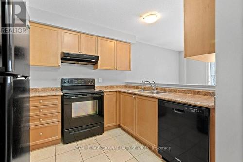 38 - 535 Margaret Street, Cambridge, ON - Indoor Photo Showing Kitchen With Double Sink