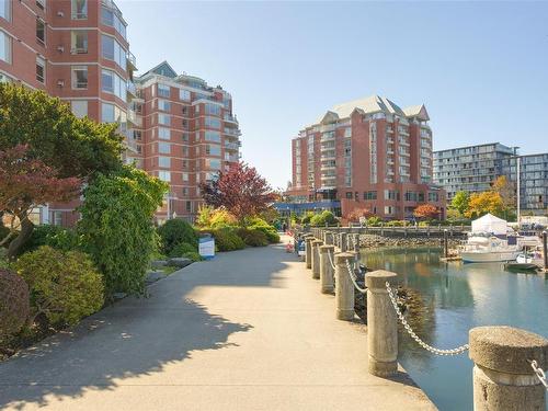 201-640 Montreal St, Victoria, BC - Outdoor With Body Of Water With Facade