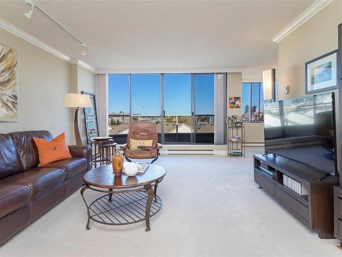 415-225 Belleville St, Victoria, BC - Indoor Photo Showing Living Room