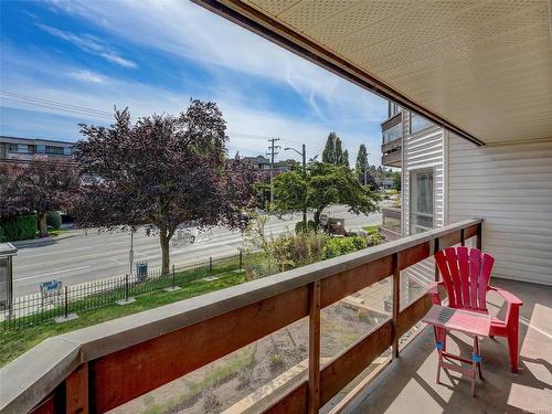 212-1560 Hillside Ave, Victoria, BC - Outdoor With Exterior