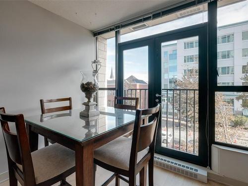 311-760 Johnson St, Victoria, BC - Indoor Photo Showing Dining Room