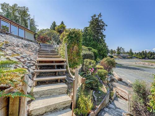 2606 James Island Rd, Central Saanich, BC 