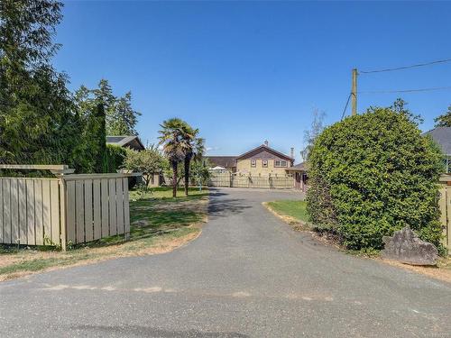 2606 James Island Rd, Central Saanich, BC 