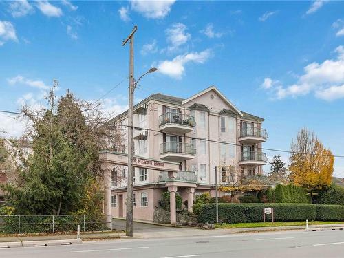 411-3133 Tillicum Rd, Saanich, BC - Outdoor With Balcony