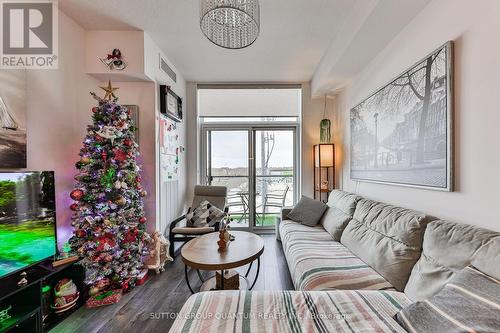 307 - 470 Dundas Street E, Hamilton, ON - Indoor Photo Showing Living Room