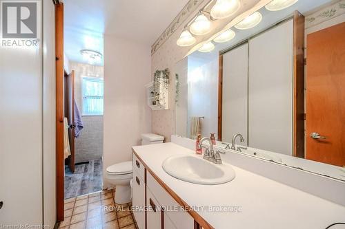 39 Bannockburn Road, Kitchener, ON - Indoor Photo Showing Bathroom