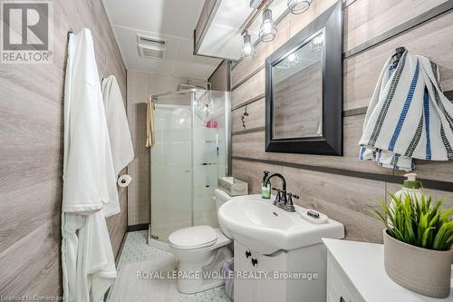 39 Bannockburn Road, Kitchener, ON - Indoor Photo Showing Bathroom