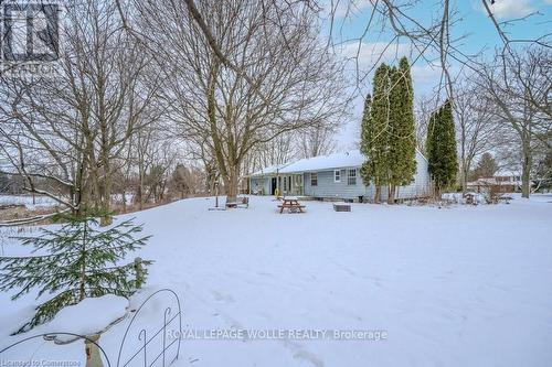 39 Bannockburn Road, Kitchener, ON - Outdoor