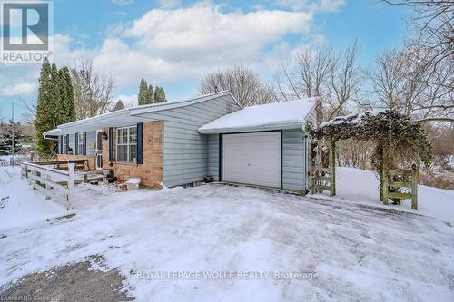 39 Bannockburn Road, Kitchener, ON - Outdoor