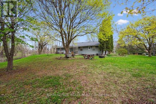 39 Bannockburn Road, Kitchener, ON - Outdoor