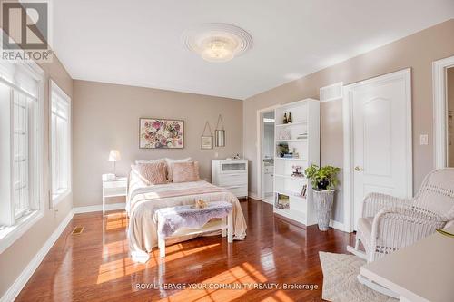 130 Grey Alder Avenue, Richmond Hill, ON - Indoor Photo Showing Bedroom