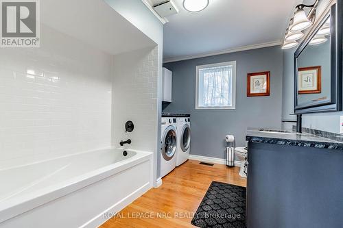 399 Canboro Road, Pelham (664 - Fenwick), ON - Indoor Photo Showing Laundry Room