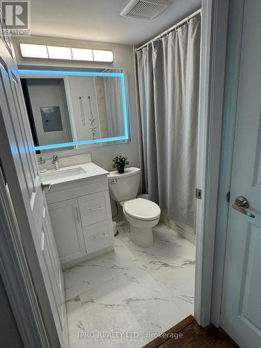 1717 - 335 Rathburn Road W, Mississauga, ON - Indoor Photo Showing Bathroom