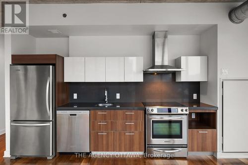 609 - 360 Mcleod Street, Ottawa, ON - Indoor Photo Showing Kitchen