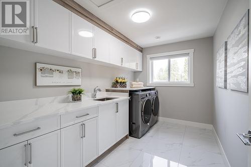 1396 Apel Drive, Port Coquitlam, BC - Indoor Photo Showing Laundry Room