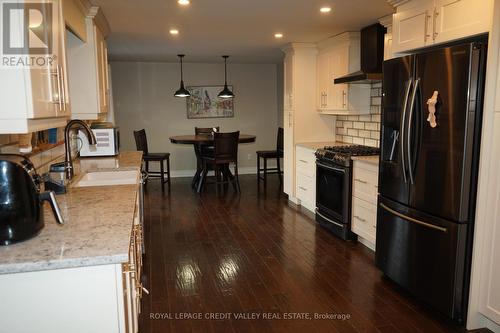 226 St. Catharines Street, West Lincoln, ON - Indoor Photo Showing Kitchen