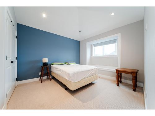 7299 194A Street, Surrey, BC - Indoor Photo Showing Bedroom