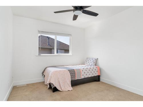 6151 166A Street, Surrey, BC - Indoor Photo Showing Bedroom