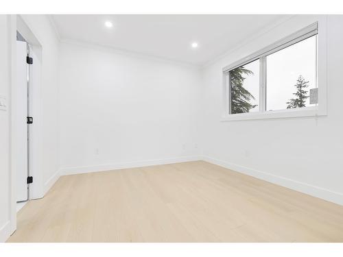 15584 89B Avenue, Surrey, BC - Indoor Photo Showing Other Room