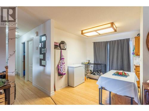 1737 Leighton Place, Kamloops, BC - Indoor Photo Showing Laundry Room