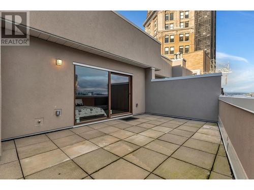 804 518 Beatty Street, Vancouver, BC - Outdoor