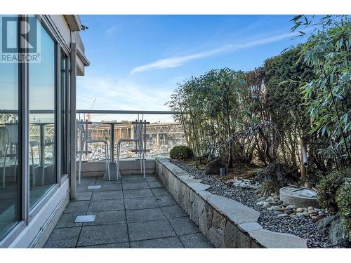 902 1600 Hornby Street, Vancouver, BC - Outdoor