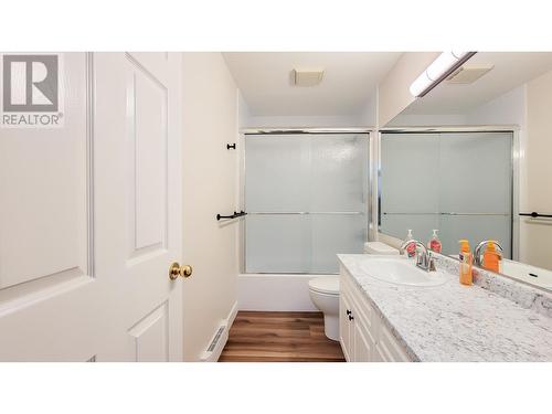 21 2378 Rindall Avenue, Port Coquitlam, BC - Indoor Photo Showing Bathroom