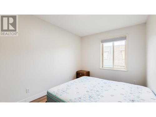 21 2378 Rindall Avenue, Port Coquitlam, BC - Indoor Photo Showing Bedroom