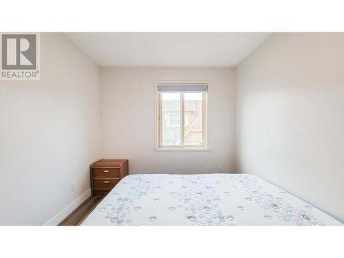 21 2378 Rindall Avenue, Port Coquitlam, BC - Indoor Photo Showing Bedroom