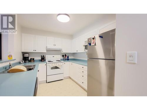 21 2378 Rindall Avenue, Port Coquitlam, BC - Indoor Photo Showing Kitchen