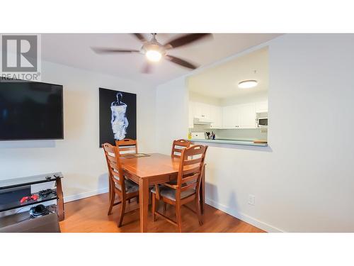 21 2378 Rindall Avenue, Port Coquitlam, BC - Indoor Photo Showing Dining Room