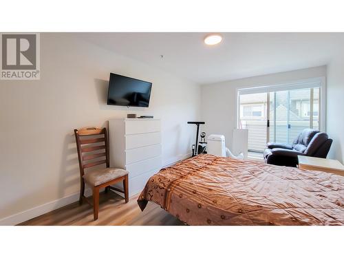 21 2378 Rindall Avenue, Port Coquitlam, BC - Indoor Photo Showing Bedroom