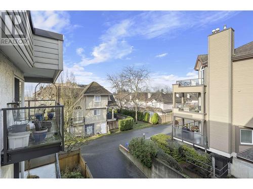 307 1515 Chesterfield Avenue, North Vancouver, BC - Outdoor With Balcony With Exterior