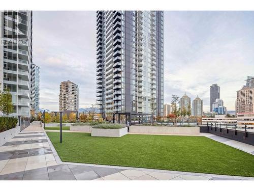 1703 2108 Gilmore Avenue, Burnaby, BC - Outdoor With Balcony With Facade