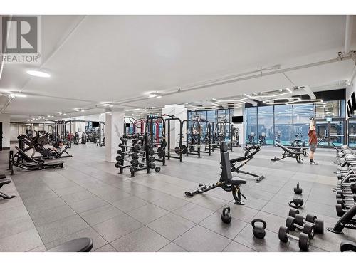 1703 2108 Gilmore Avenue, Burnaby, BC - Indoor Photo Showing Gym Room