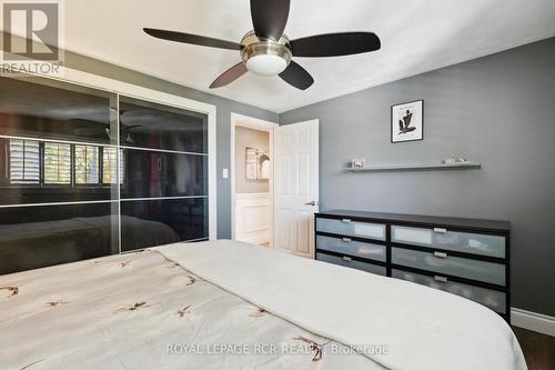 440 Mt Albion Road, Hamilton, ON - Indoor Photo Showing Bedroom