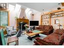 1295 Sinclair Street, West Vancouver, BC  - Indoor Photo Showing Living Room 