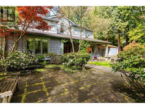 1295 Sinclair Street, West Vancouver, BC - Outdoor With Deck Patio Veranda