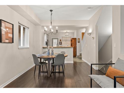 21 15065 58 Avenue, Surrey, BC - Indoor Photo Showing Dining Room