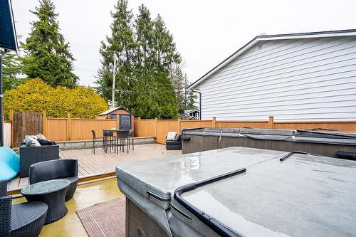 13950 Blackburn Avenue, White Rock, BC - Outdoor