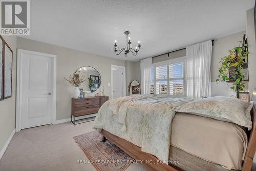 20 Dolomiti Court, Hamilton, ON - Indoor Photo Showing Bedroom