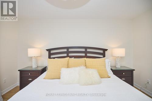 9 Chicory Crescent, St. Catharines (452 - Haig), ON - Indoor Photo Showing Bedroom