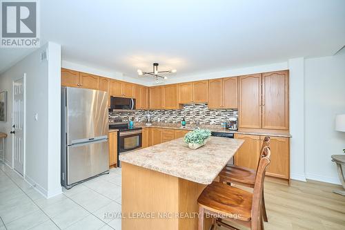 9 Chicory Crescent, St. Catharines (452 - Haig), ON - Indoor Photo Showing Kitchen With Stainless Steel Kitchen