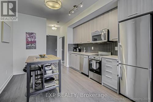 1515 - 105 George Street, Toronto, ON - Indoor Photo Showing Kitchen