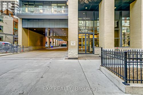 1515 - 105 George Street, Toronto, ON - Outdoor