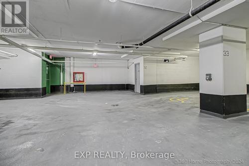 1515 - 105 George Street, Toronto, ON - Indoor Photo Showing Garage